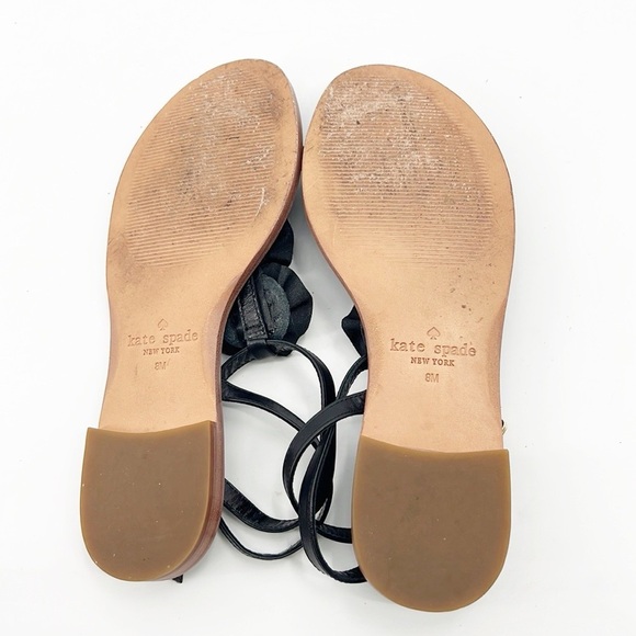 Kate Spade Caryl Black Sandals Roses Rosettes Black size 8 - Picture 4 of 9